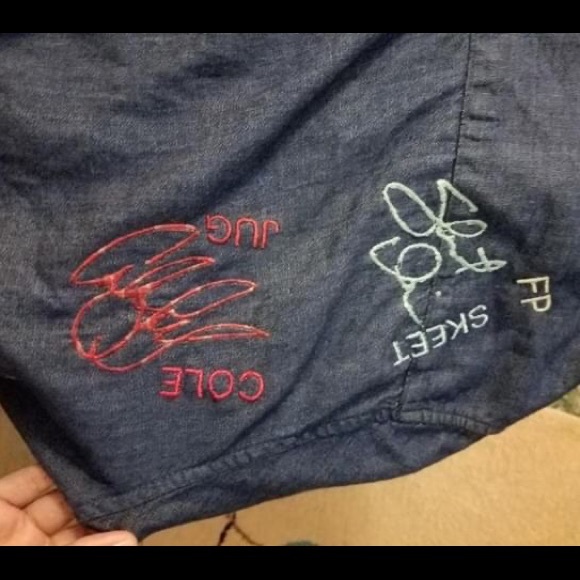 I’m selling riverdale designs 4 jackets and more - Picture 2 of 8